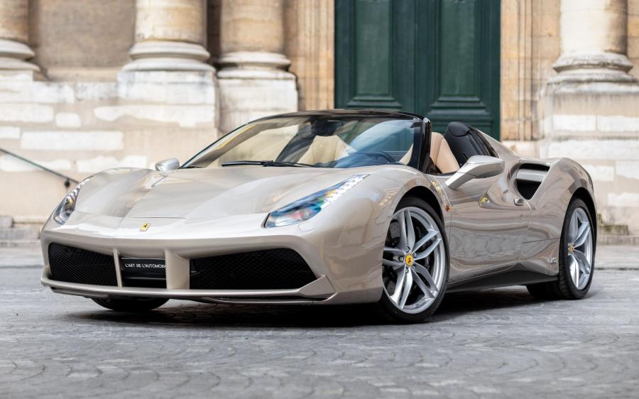 Ferrari 488 Spider Sleek Beauty (233572) '2018